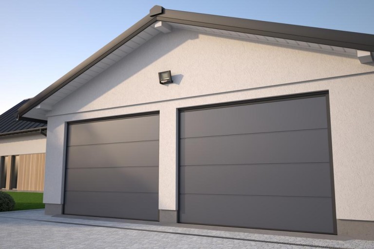 Quelle porte de garage choisir pour votre maison à Clermont ?